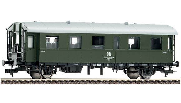 Passenger car 2nd class<br /><a href='images/pictures/Fleischmann/507501.jpg' target='_blank'>Full size image</a>